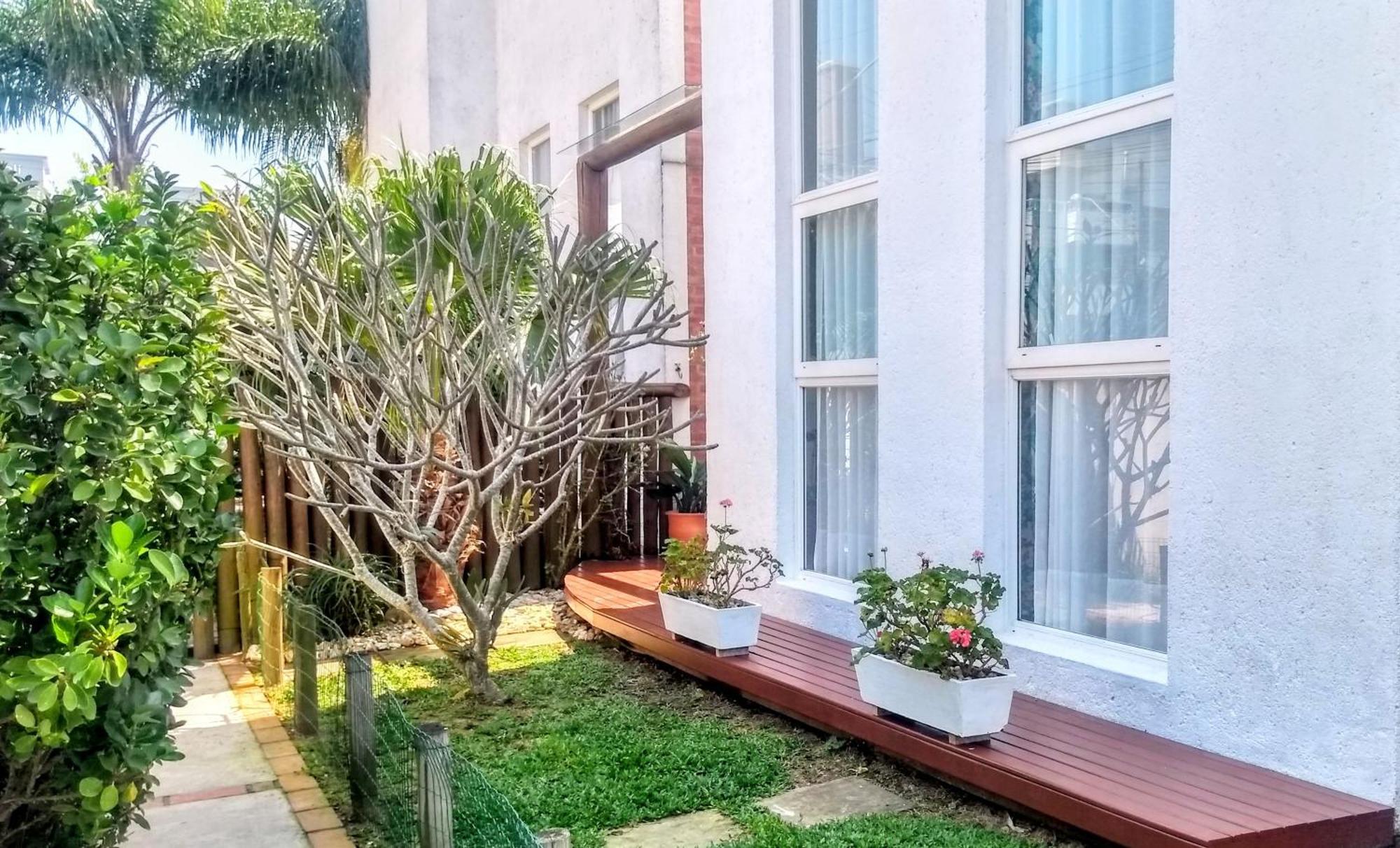 Casa de Férias Maison De L'ocean 250 M Florianópolis